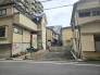 駅徒歩8分と便利な立地で、しかも大変閑静な住環境です。